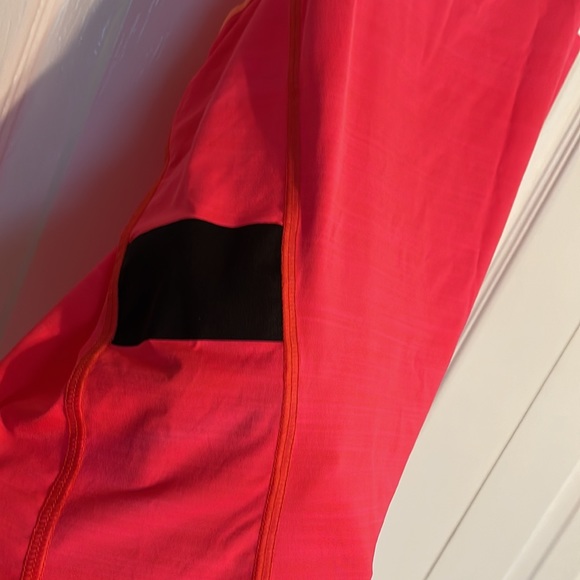 NWOT Reebok racerback tank in pink and orange size XS - Picture 5 of 7